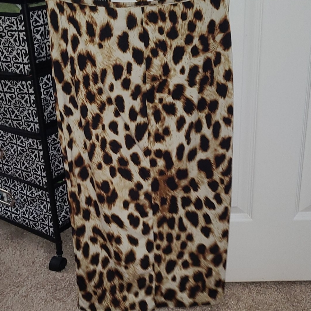 Leopard Dress - Picture 3 of 3